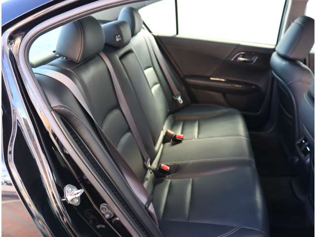 ホンダ アコード　ハイブリッド ２．０ ＥＸ H27年 (関東) 99