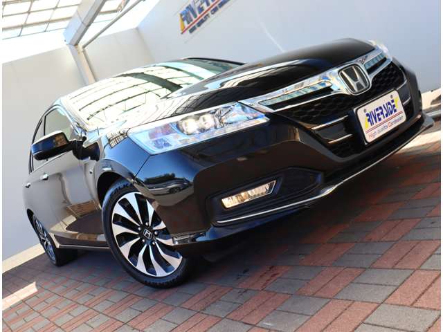 ホンダ アコード　ハイブリッド ２．０ ＥＸ H27年 (関東) 99