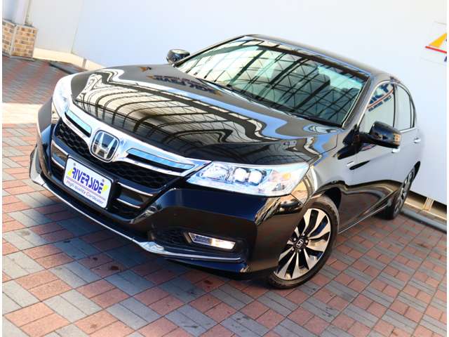 ホンダ アコード　ハイブリッド ２．０ ＥＸ H27年 (関東) 99