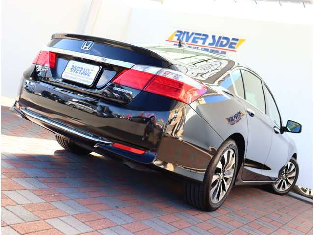 ホンダ アコード　ハイブリッド ２．０ ＥＸ H27年 (関東) 99