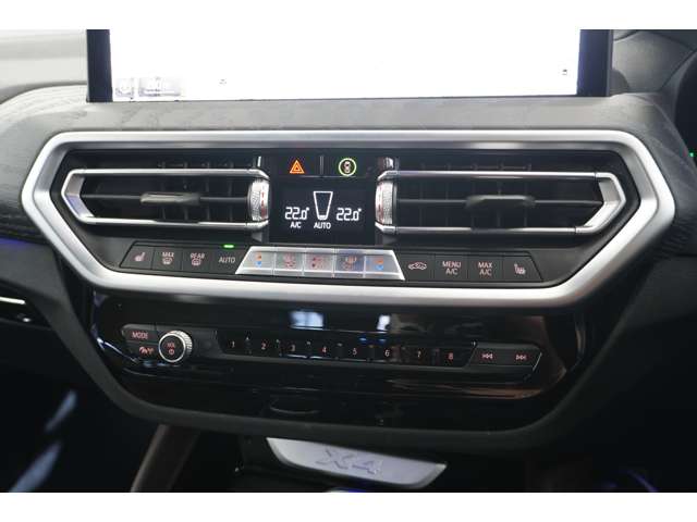 ＢＭＷ Ｘ４ Ｘドライブ２０Ｄ Ｍスポーツ ディーゼルターボ ４ＷＤ R4年 (近畿) 99