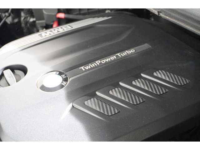 ＢＭＷ Ｘ４ Ｘドライブ２０Ｄ Ｍスポーツ ディーゼルターボ ４ＷＤ R4年 (近畿) 99