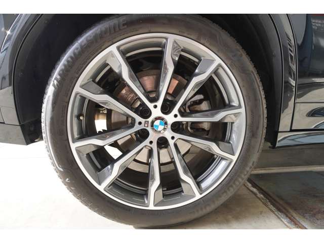 ＢＭＷ Ｘ４ Ｘドライブ２０Ｄ Ｍスポーツ ディーゼルターボ ４ＷＤ R4年 (近畿) 99