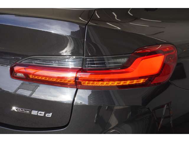 ＢＭＷ Ｘ４ Ｘドライブ２０Ｄ Ｍスポーツ ディーゼルターボ ４ＷＤ R4年 (近畿) 99