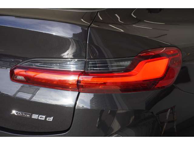 ＢＭＷ Ｘ４ Ｘドライブ２０Ｄ Ｍスポーツ ディーゼルターボ ４ＷＤ R4年 (近畿) 99