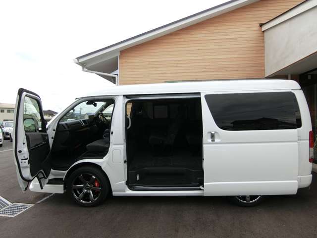 トヨタ ハイエースワゴン ２．７ ＧＬ ロング ミドルルーフ R5年 (中国) 99