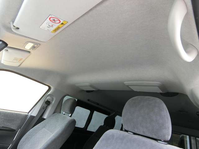 トヨタ ハイエースワゴン ２．７ ＧＬ ロング ミドルルーフ R5年 (中国) 99