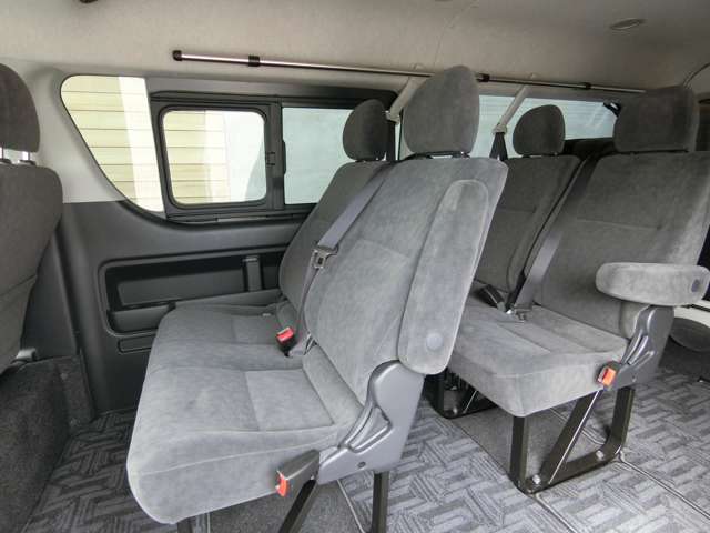 トヨタ ハイエースワゴン ２．７ ＧＬ ロング ミドルルーフ R5年 (中国) 99