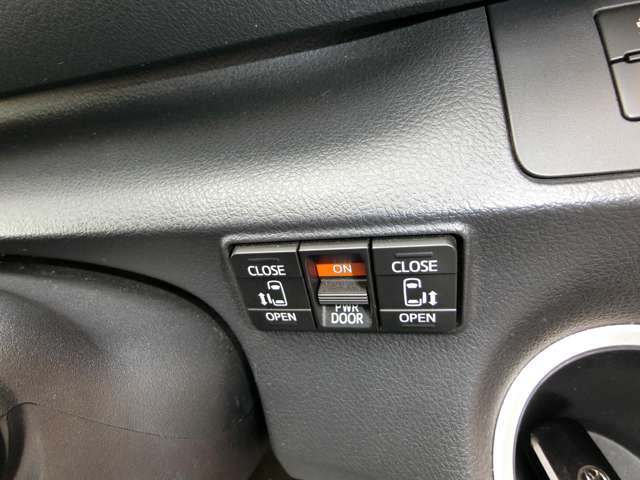 トヨタ シエンタ　ハイブリッド ハイブリッド １．５ Ｇ クエロ R1年 (中国) 99