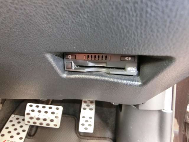 トヨタ シエンタ　ハイブリッド ハイブリッド １．５ Ｇ クエロ R1年 (中国) 99