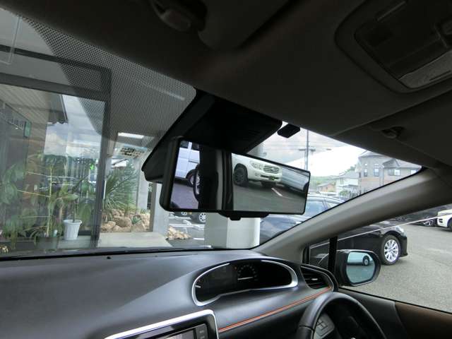 トヨタ シエンタ　ハイブリッド ハイブリッド １．５ Ｇ クエロ R1年 (中国) 99