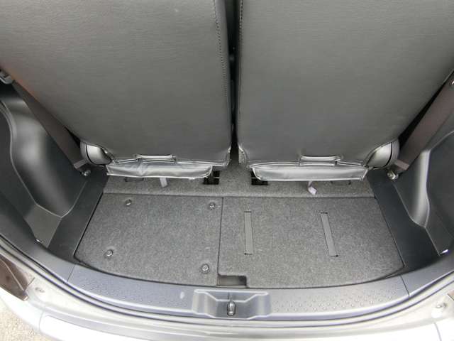 トヨタ シエンタ　ハイブリッド ハイブリッド １．５ Ｇ クエロ R1年 (中国) 99