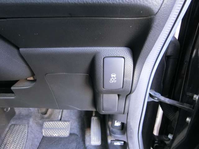 ホンダ Ｎ　ＢＯＸ ６６０ Ｇ Ｌパッケージ H25年 (中国) 99