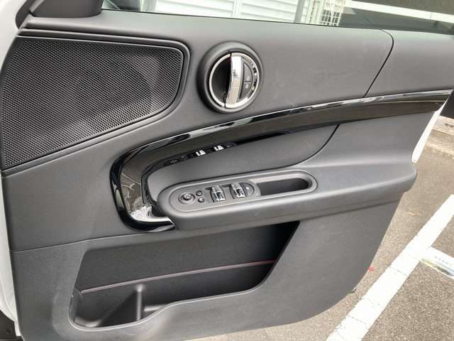 ミニ ミニクロスオーバー クーパー ＳＤ オール４ ４ＷＤ R1年 (近畿) 99