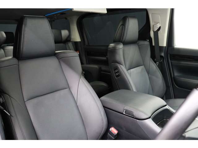 トヨタ アルファード ２．５ Ｓ Ｃパッケージ R4年 (東海) 99