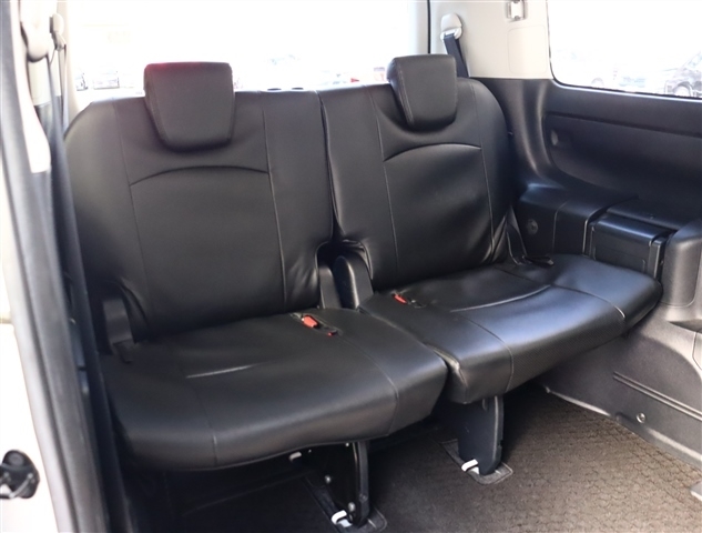 トヨタ ノア ２．０ Ｘ ディライト プラス H27年 (関東) 99