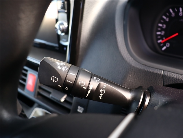 トヨタ ノア ２．０ Ｘ ディライト プラス H27年 (関東) 99