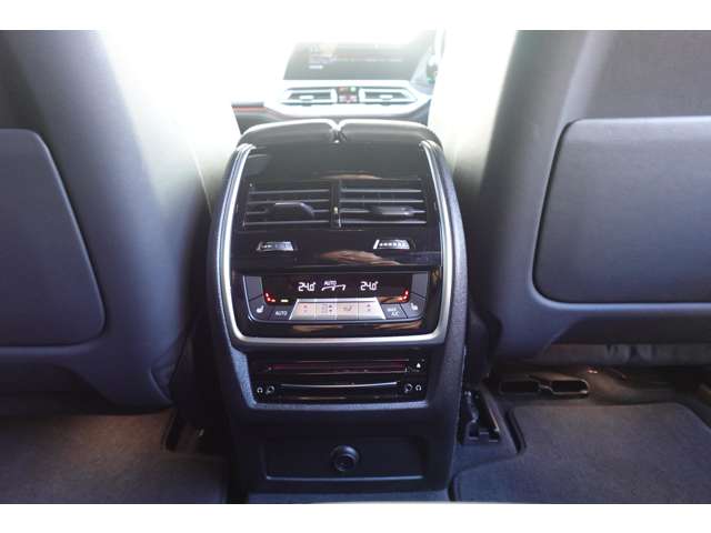 ＢＭＷ Ｘ５　Ｍ コンペティション ４ＷＤ R2年 (近畿) 99