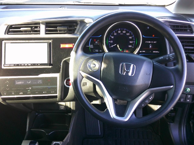 ホンダ フィット　ハイブリッド １．５ ハイブリッド Ｆパッケージ コンフォートエディション H28年 (東北) 99