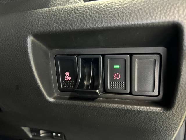 スズキ スイフト １．６ スポーツ H25年 (東北) 99