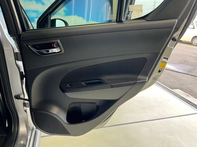 スズキ スイフト １．６ スポーツ H25年 (東北) 99