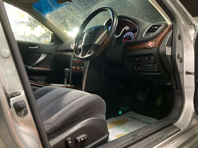 日産 ティアナ ２．５ ２５０ＸＬ ＦＯＵＲ ４ＷＤ H22年 (東北) 99