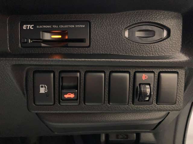 日産 ティアナ ２．５ ２５０ＸＬ ＦＯＵＲ ４ＷＤ H22年 (東北) 99