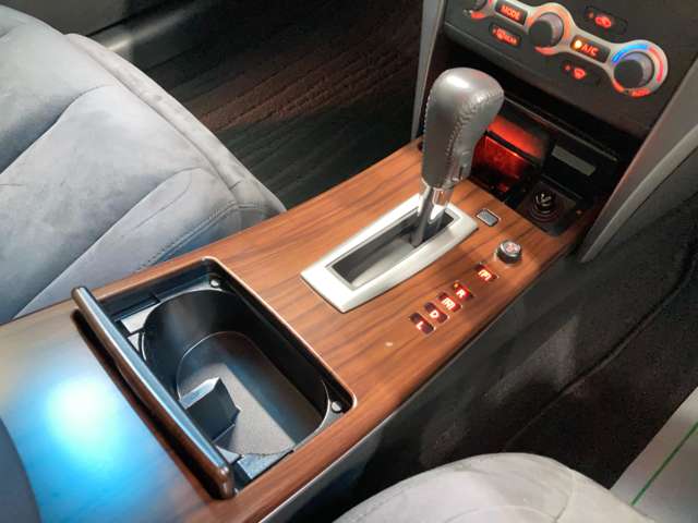 日産 ティアナ ２．５ ２５０ＸＬ ＦＯＵＲ ４ＷＤ H22年 (東北) 99