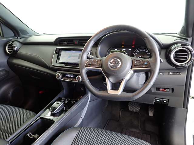 日産 キックス １．２ Ｘ ＦＯＵＲ （Ｅ－ＰＯＷＥＲ） ４ＷＤ R5年 (関東) 99