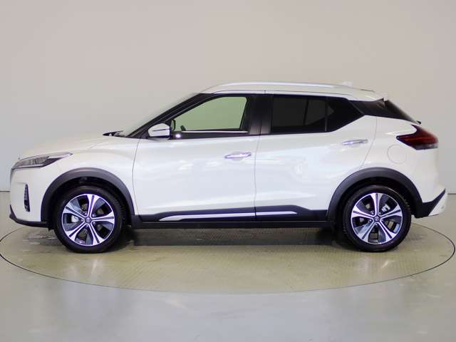 日産 キックス １．２ Ｘ ＦＯＵＲ （Ｅ－ＰＯＷＥＲ） ４ＷＤ R5年 (関東) 99