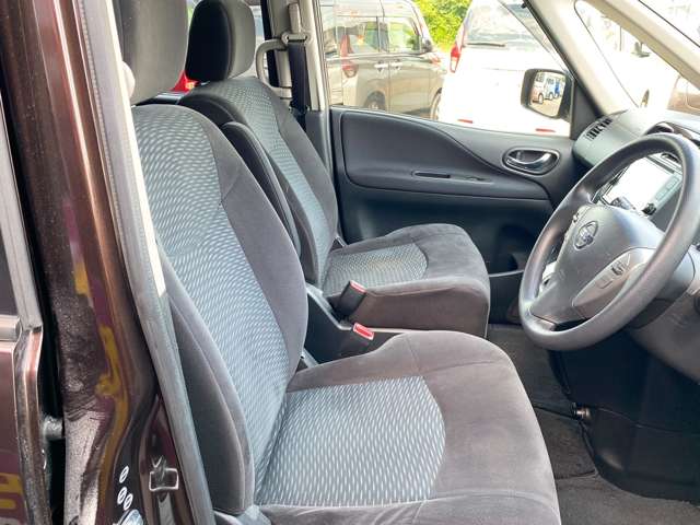 日産 セレナ ２．０ ハイウェイスター Ｓエディション H27年 (九州・沖縄) 99