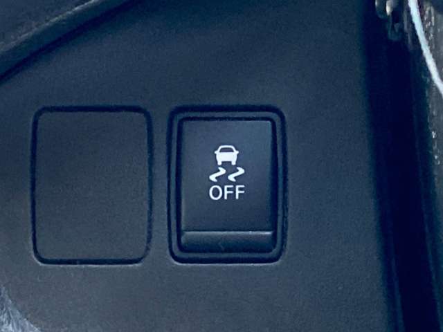 日産 セレナ ２．０ ハイウェイスター Ｓエディション H27年 (九州・沖縄) 99