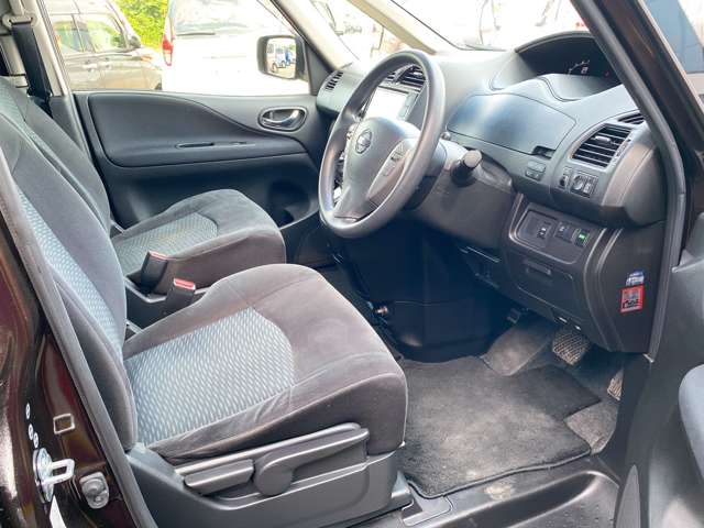 日産 セレナ ２．０ ハイウェイスター Ｓエディション H27年 (九州・沖縄) 99