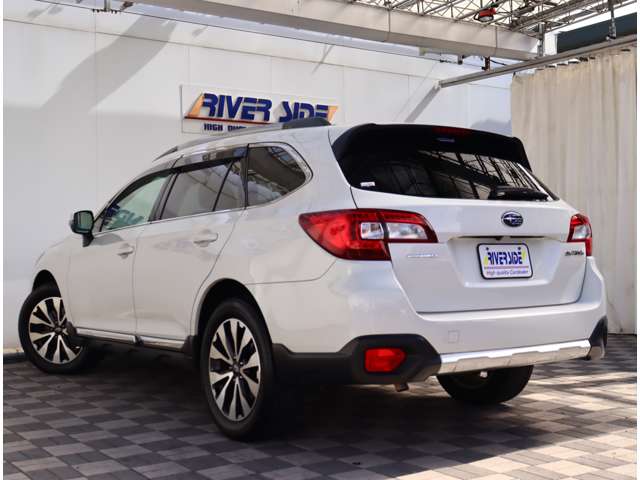 スバル レガシィアウトバック ２．５ リミテッド ４ＷＤ H27年 (関東) 99