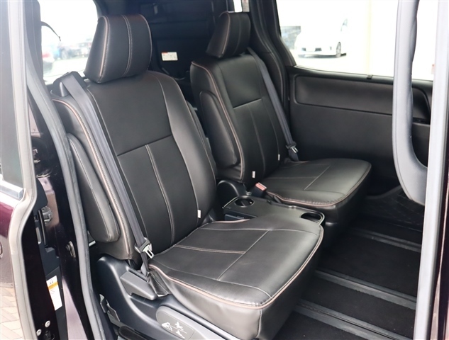 トヨタ ノア １．８ ハイブリッド ＳＩ R1年 (関東) 99