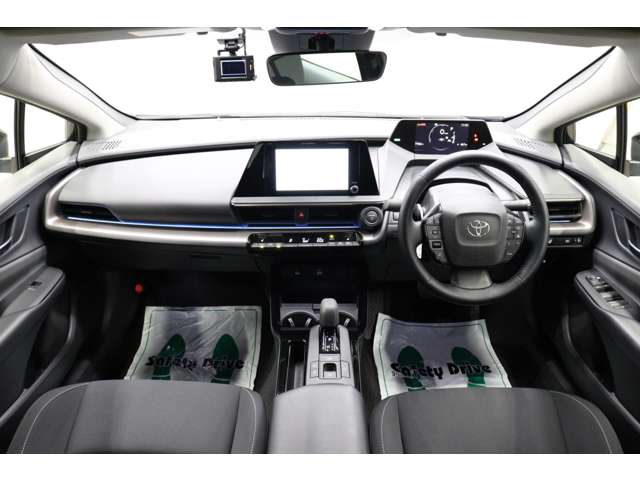 トヨタ プリウス １．８ Ｕ R5年 (東海) 99