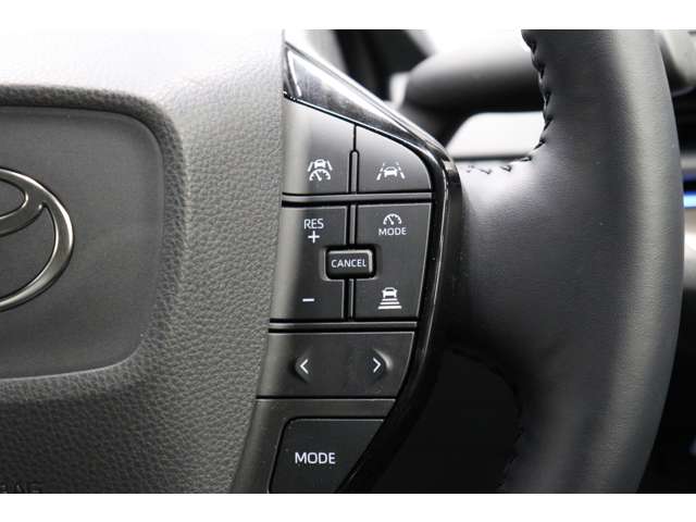 トヨタ プリウス １．８ Ｕ R5年 (東海) 99