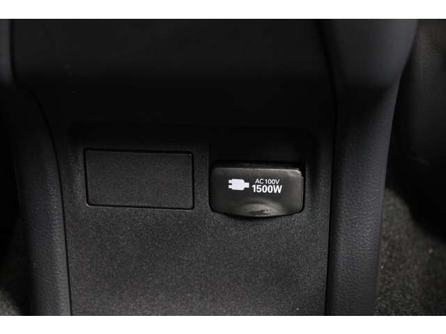 トヨタ プリウス １．８ Ｕ R5年 (東海) 99