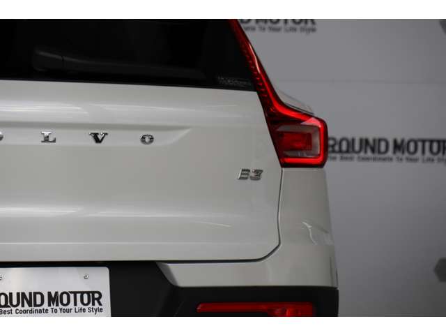 ボルボ ＸＣ４０ プラス　プロ　Ｂ３ R5年 (近畿) 99