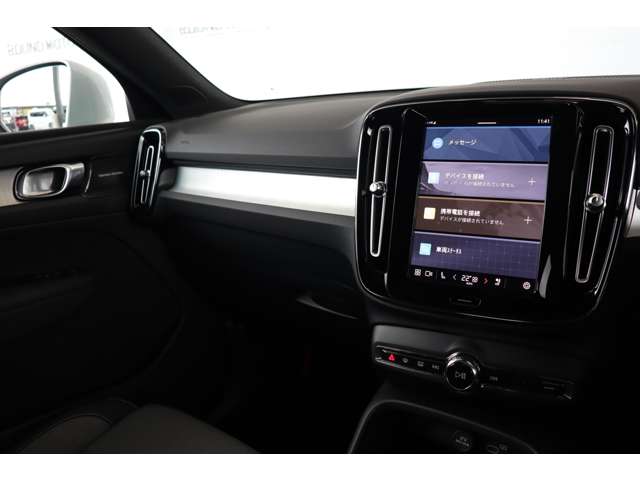 ボルボ ＸＣ４０ プラス　プロ　Ｂ３ R5年 (近畿) 99