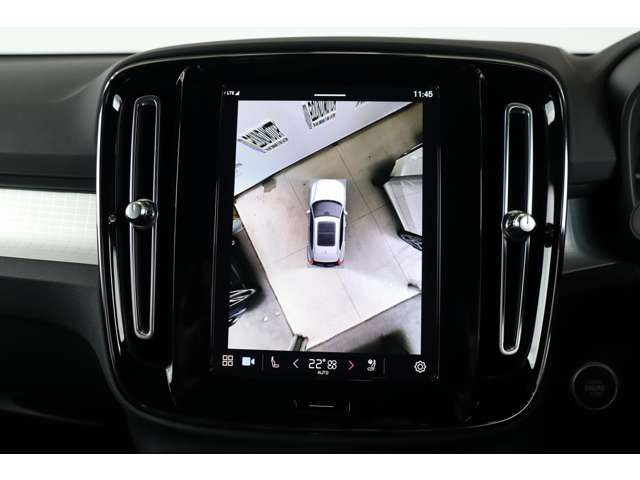 ボルボ ＸＣ４０ プラス　プロ　Ｂ３ R5年 (近畿) 99