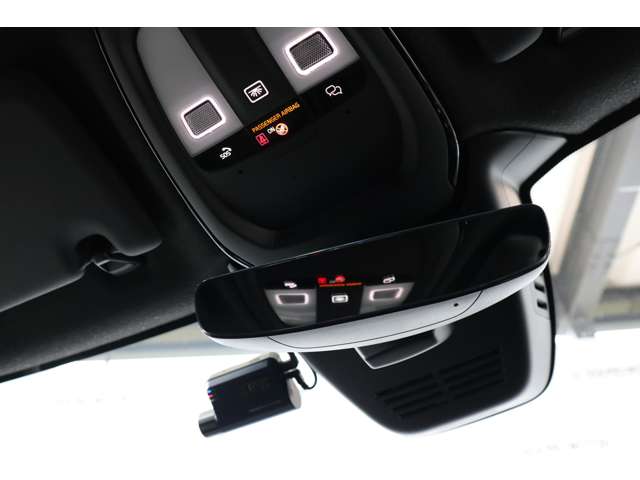 ボルボ ＸＣ４０ プラス　プロ　Ｂ３ R5年 (近畿) 99