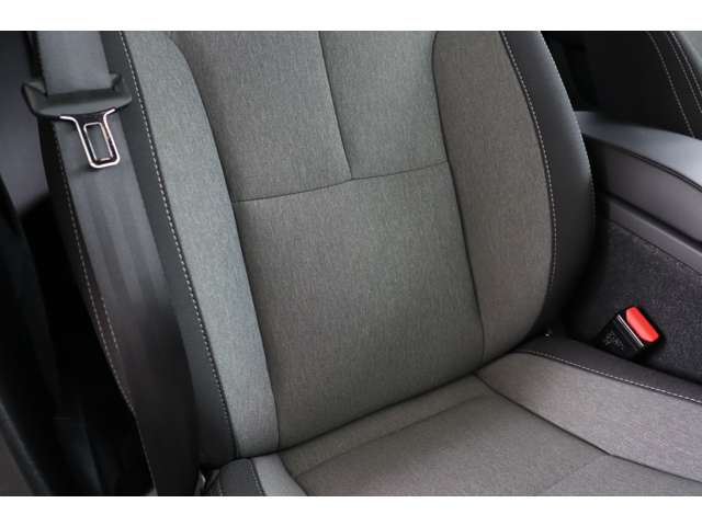 ボルボ ＸＣ４０ プラス　プロ　Ｂ３ R5年 (近畿) 99