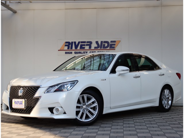 トヨタ クラウン　ハイブリッド ハイブリッド ２．５ Ｓ H25年 (関東) 99