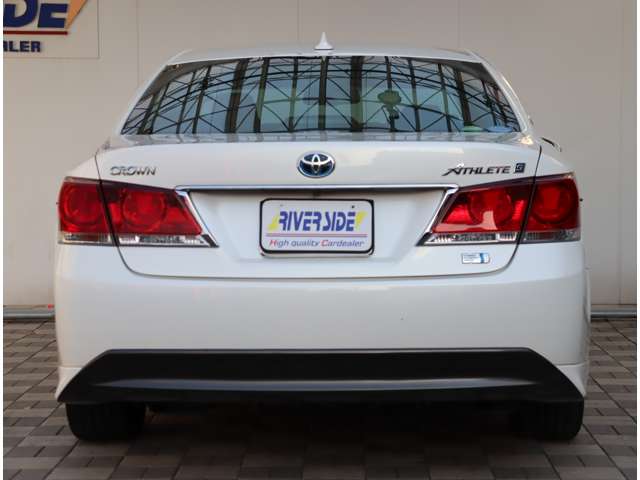 トヨタ クラウン　ハイブリッド ハイブリッド ２．５ Ｓ H25年 (関東) 99