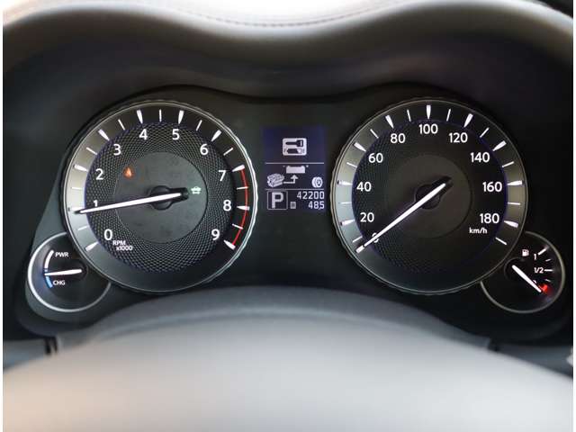 日産 シーマ　ハイブリッド ３．５ ＶＩＰ H28年 (関東) 99