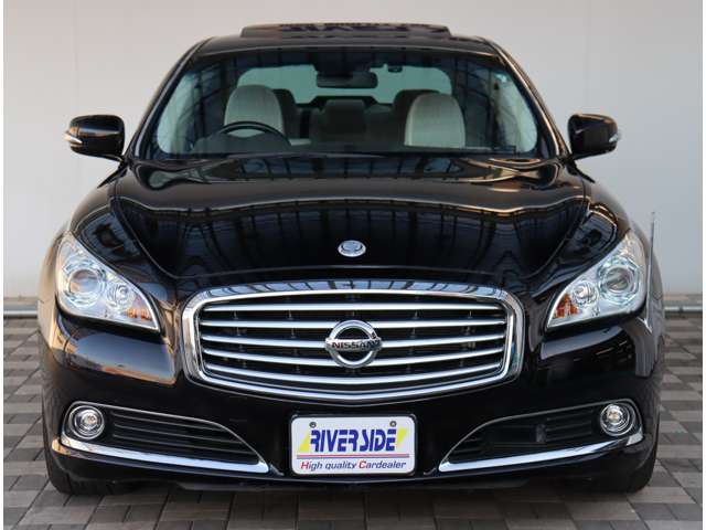 日産 シーマ　ハイブリッド ３．５ ＶＩＰ H28年 (関東) 99