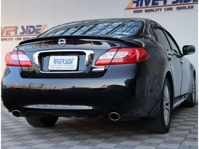 日産 シーマ　ハイブリッド ３．５ ＶＩＰ H28年 (関東) 99