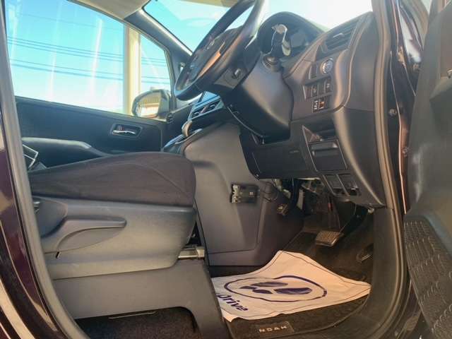 トヨタ ノア １．８ ハイブリッド Ｇ H27年 (東北) 99