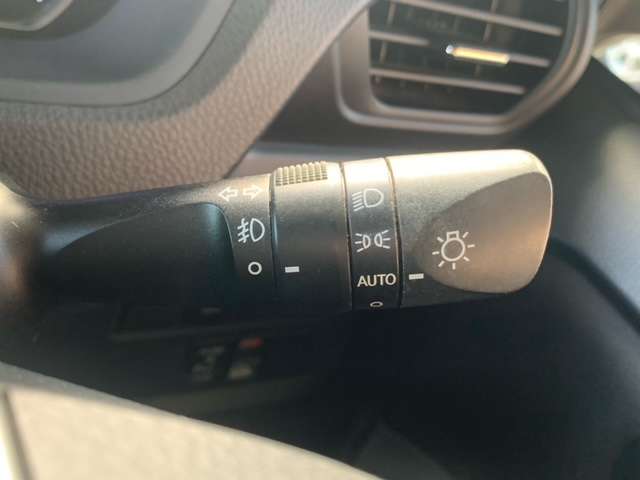 トヨタ ノア １．８ ハイブリッド Ｇ H27年 (東北) 99